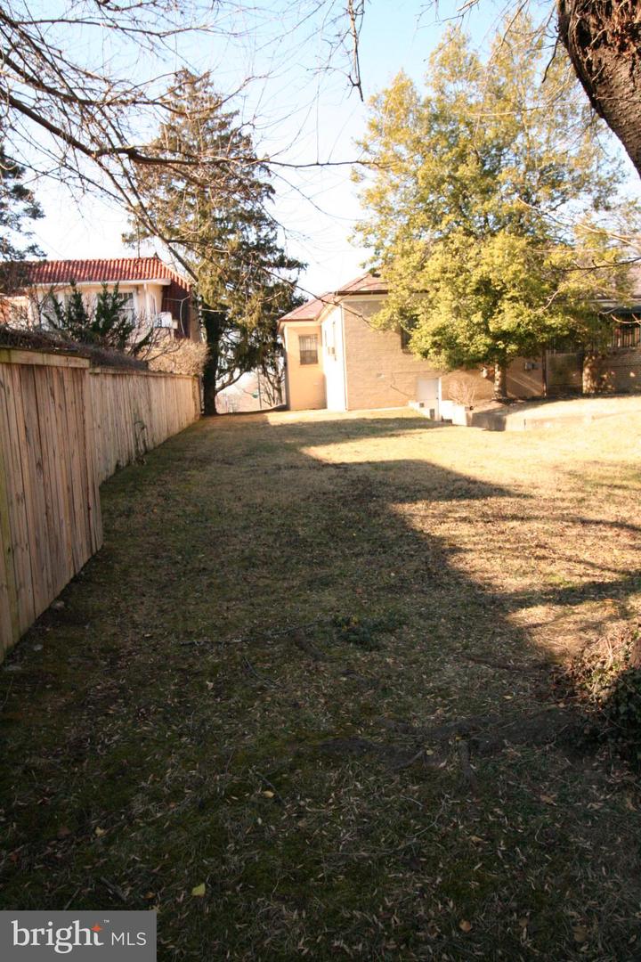 6510 16TH ST NW, WASHINGTON, District Of Columbia 20012, 4 Bedrooms Bedrooms, 15 Rooms Rooms,3 BathroomsBathrooms,Residential,For sale,6510 16TH ST NW,DCDC2242340 MLS # DCDC2242340