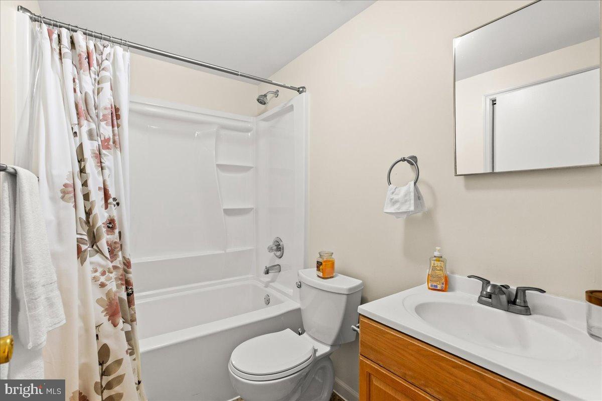 9442 BRENTSVILLE RD, MANASSAS, Virginia 20112, 3 Bedrooms Bedrooms, 12 Rooms Rooms,3 BathroomsBathrooms,Residential,For sale,9442 BRENTSVILLE RD,VAPW2110934 MLS # VAPW2110934