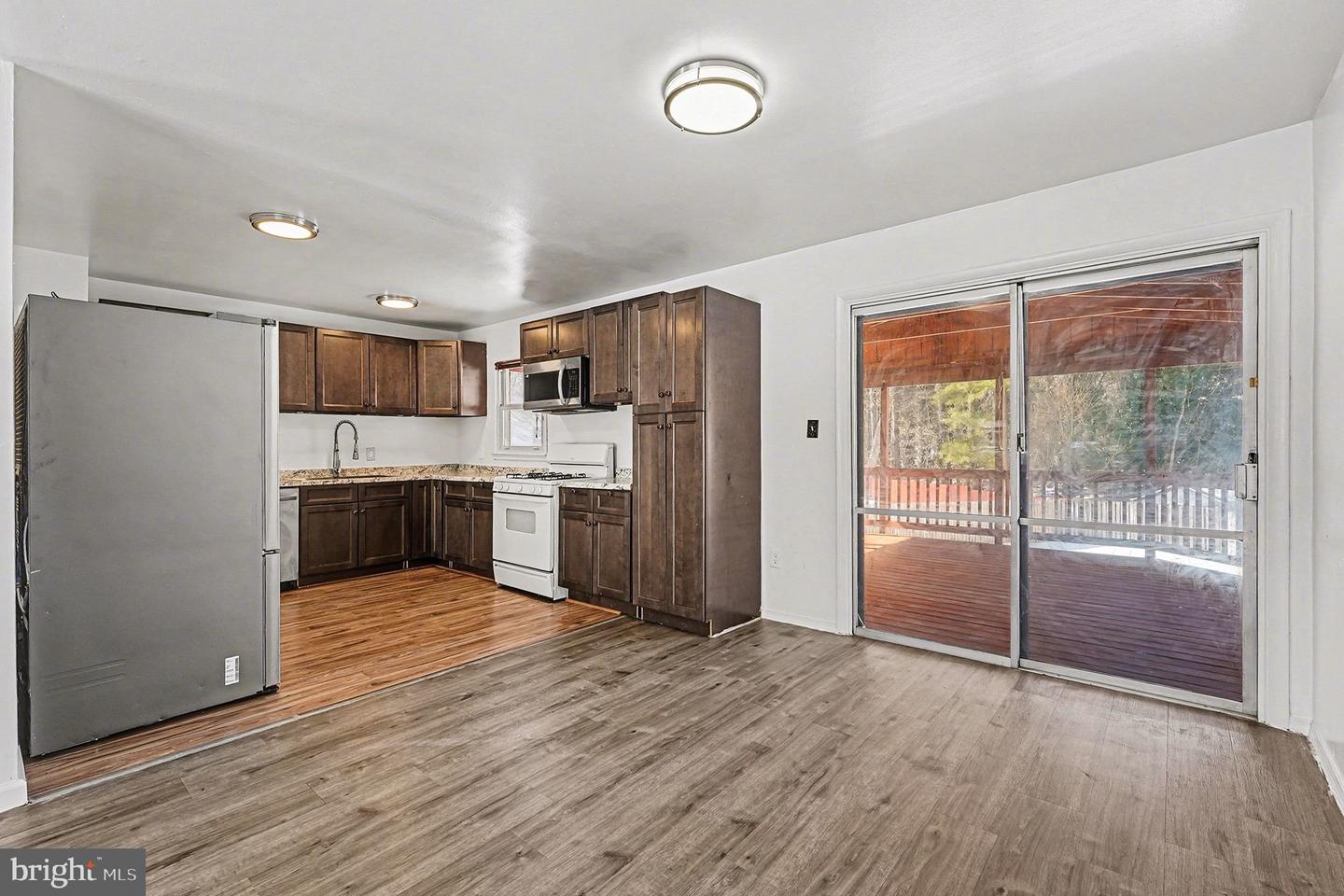 14656 DEXTER CT, WOODBRIDGE, Virginia 22193, 5 Bedrooms Bedrooms, ,4 BathroomsBathrooms,Residential,For sale,14656 DEXTER CT,VAPW2110942 MLS # VAPW2110942