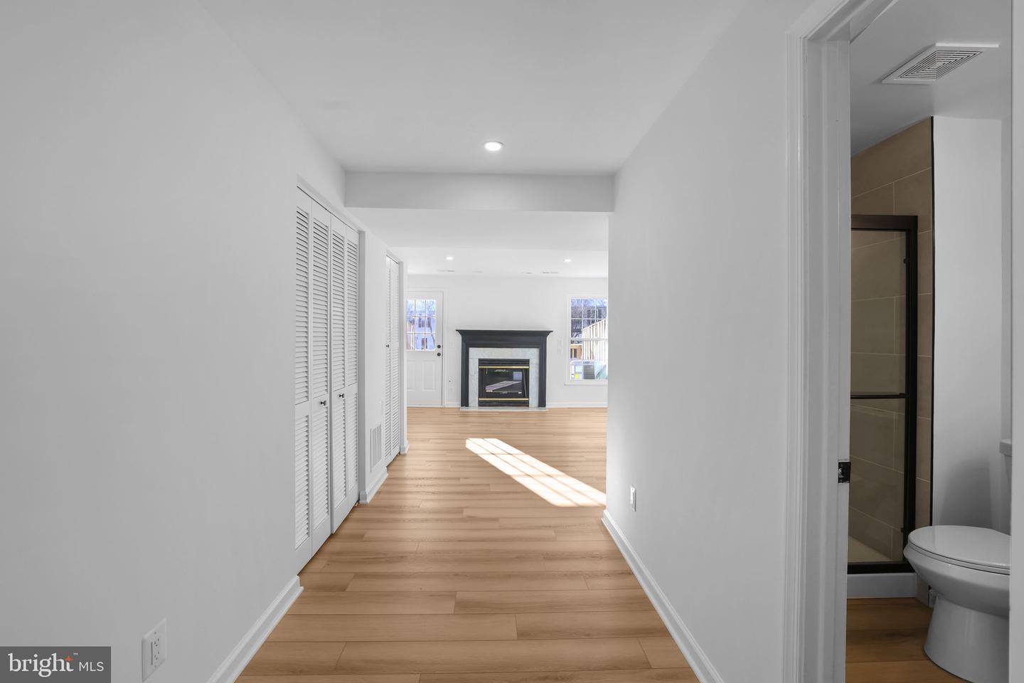 1742 TIGER LILY CIR, WOODBRIDGE, Virginia 22192, 2 Bedrooms Bedrooms, 5 Rooms Rooms,2 BathroomsBathrooms,Residential,For sale,1742 TIGER LILY CIR,VAPW2110980 MLS # VAPW2110980