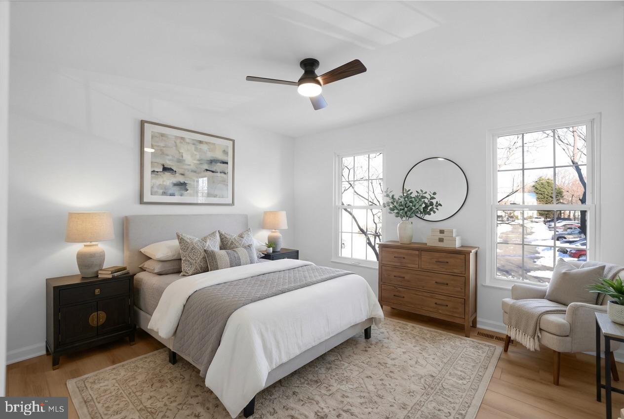 1742 TIGER LILY CIR, WOODBRIDGE, Virginia 22192, 2 Bedrooms Bedrooms, 5 Rooms Rooms,2 BathroomsBathrooms,Residential,For sale,1742 TIGER LILY CIR,VAPW2110980 MLS # VAPW2110980