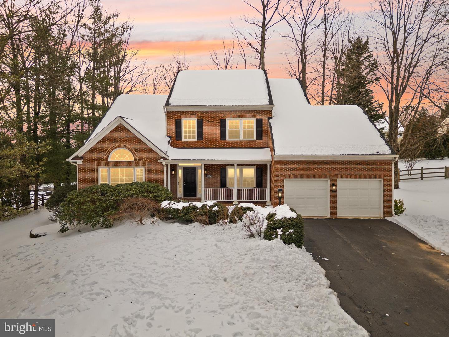 1134 ROUND PEBBLE LN, RESTON, Virginia 20194, 4 Bedrooms Bedrooms, ,4 BathroomsBathrooms,Residential,For sale,1134 ROUND PEBBLE LN,VAFX2286916 MLS # VAFX2286916