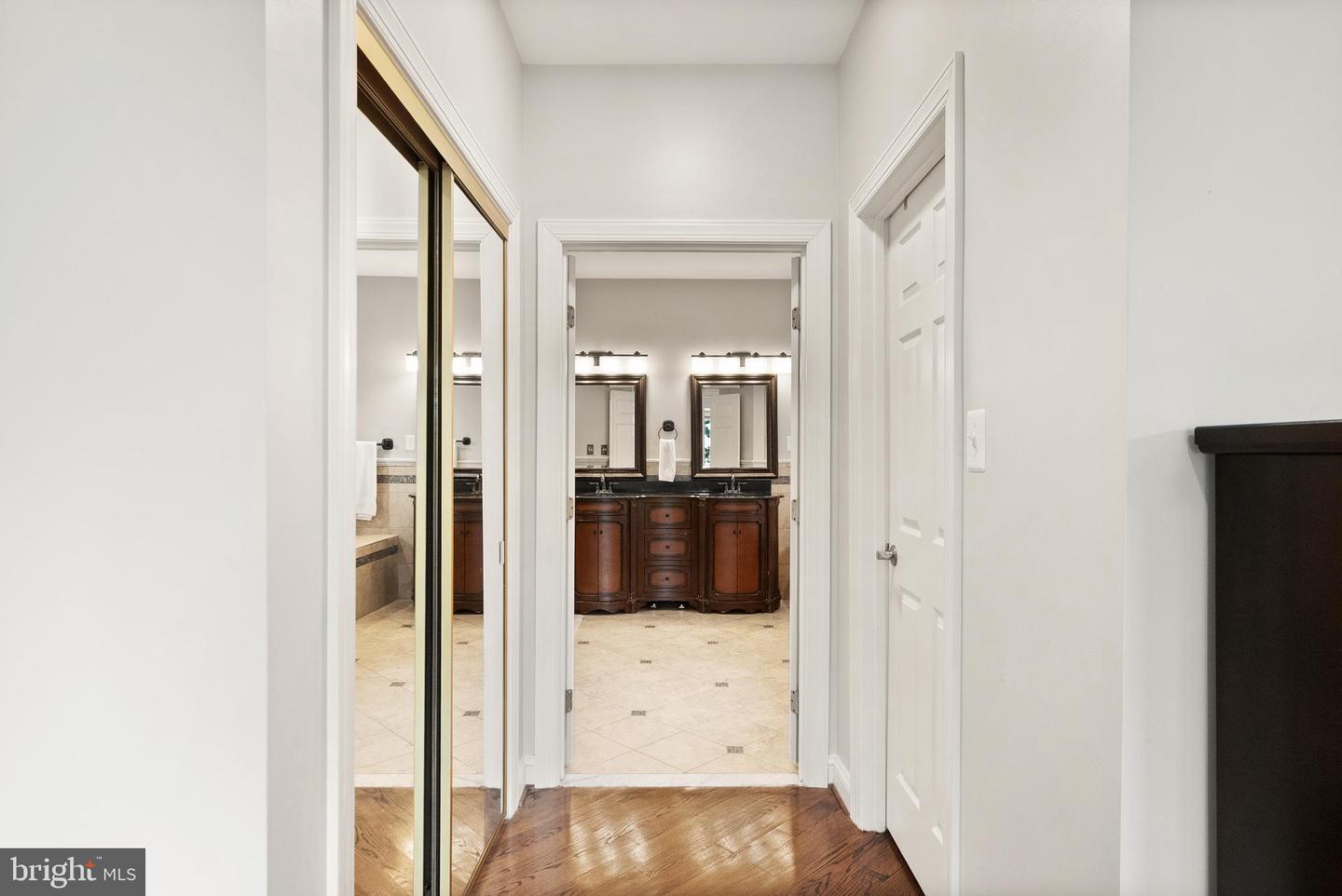 1134 ROUND PEBBLE LN, RESTON, Virginia 20194, 4 Bedrooms Bedrooms, ,4 BathroomsBathrooms,Residential,For sale,1134 ROUND PEBBLE LN,VAFX2286916 MLS # VAFX2286916