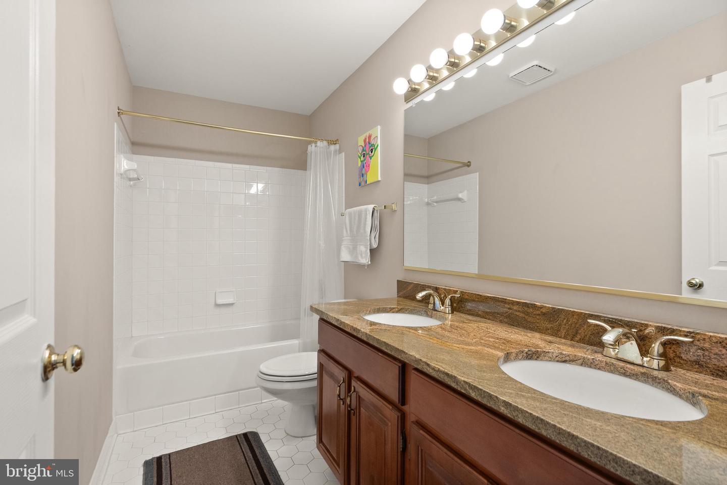 1134 ROUND PEBBLE LN, RESTON, Virginia 20194, 4 Bedrooms Bedrooms, ,4 BathroomsBathrooms,Residential,For sale,1134 ROUND PEBBLE LN,VAFX2286916 MLS # VAFX2286916