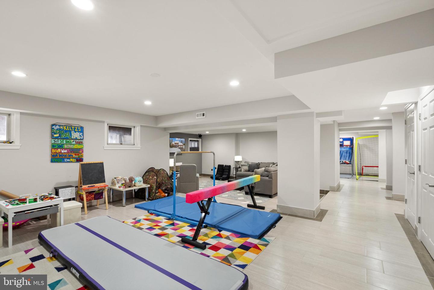 1134 ROUND PEBBLE LN, RESTON, Virginia 20194, 4 Bedrooms Bedrooms, ,4 BathroomsBathrooms,Residential,For sale,1134 ROUND PEBBLE LN,VAFX2286916 MLS # VAFX2286916