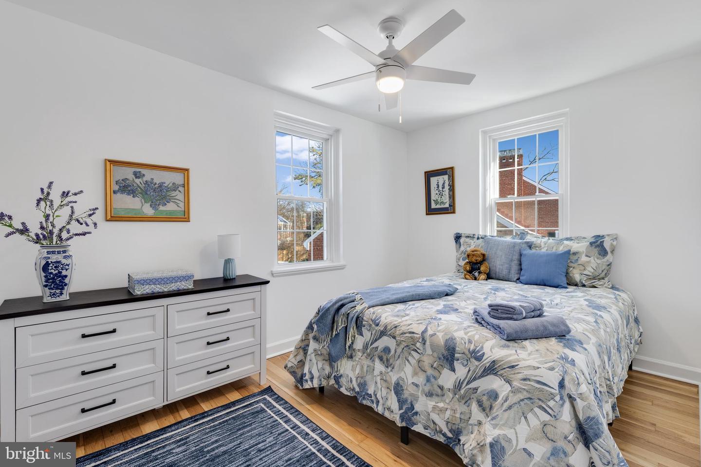 2935 S COLUMBUS ST, ARLINGTON, Virginia 22206, 3 Bedrooms Bedrooms, ,3 BathroomsBathrooms,Residential,For sale,2935 S COLUMBUS ST,VAAR2067982 MLS # VAAR2067982