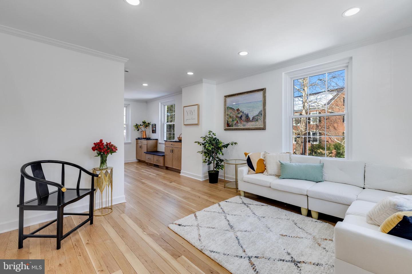 2935 S COLUMBUS ST, ARLINGTON, Virginia 22206, 3 Bedrooms Bedrooms, ,3 BathroomsBathrooms,Residential,For sale,2935 S COLUMBUS ST,VAAR2067982 MLS # VAAR2067982