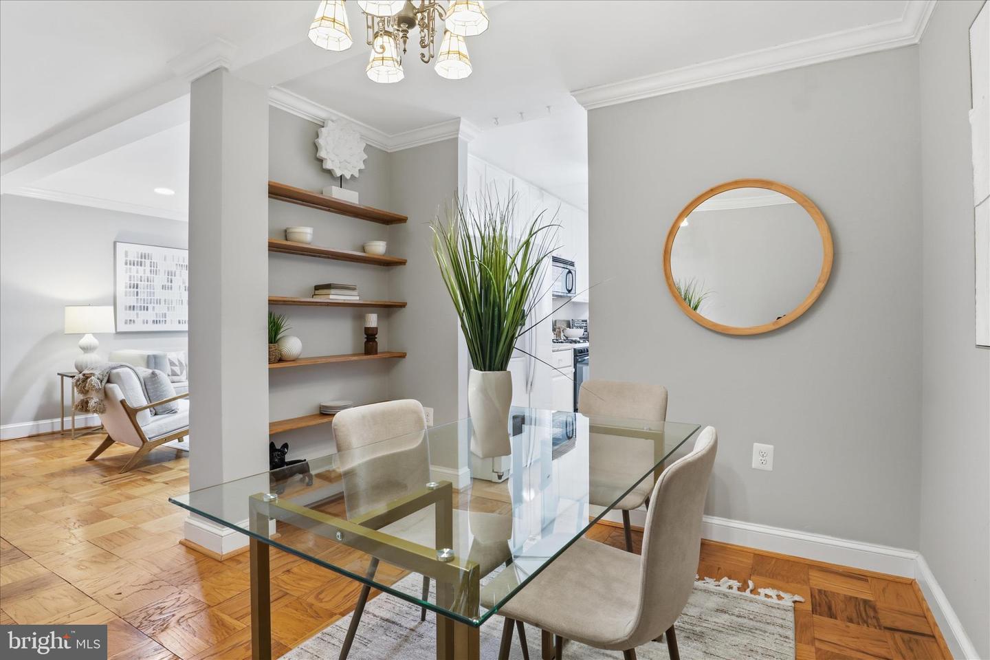 200 N MAPLE AVE #212, FALLS CHURCH, Virginia 22046, 2 Bedrooms Bedrooms, ,1 BathroomBathrooms,Residential,For sale,200 N MAPLE AVE #212,VAFA2003530 MLS # VAFA2003530