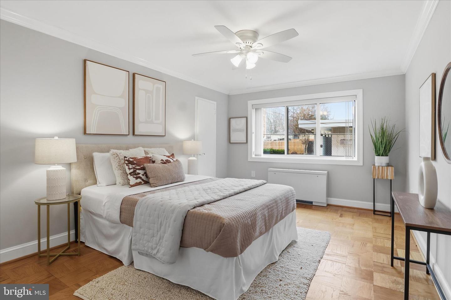 200 N MAPLE AVE #212, FALLS CHURCH, Virginia 22046, 2 Bedrooms Bedrooms, ,1 BathroomBathrooms,Residential,For sale,200 N MAPLE AVE #212,VAFA2003530 MLS # VAFA2003530