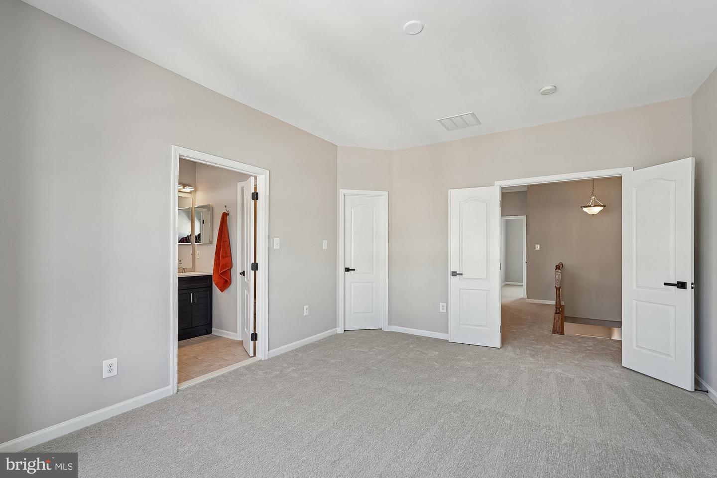 22982 FOX FIRE TER, BRAMBLETON, Virginia 20148, 3 Bedrooms Bedrooms, ,2 BathroomsBathrooms,Residential,For sale,22982 FOX FIRE TER,VALO2114402 MLS # VALO2114402