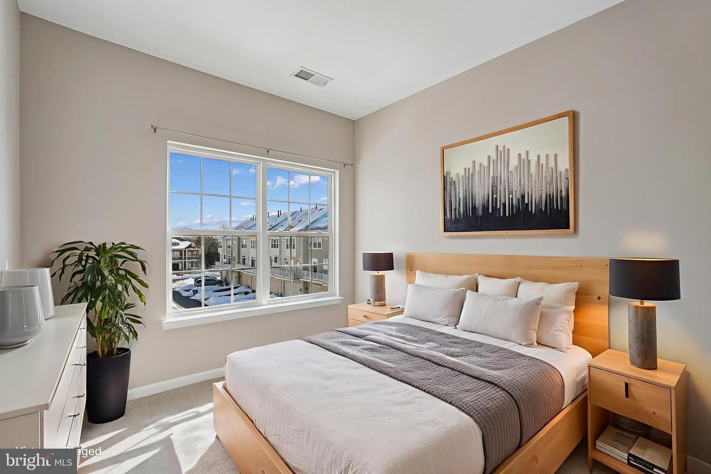 22982 FOX FIRE TER, BRAMBLETON, Virginia 20148, 3 Bedrooms Bedrooms, ,2 BathroomsBathrooms,Residential,For sale,22982 FOX FIRE TER,VALO2114402 MLS # VALO2114402