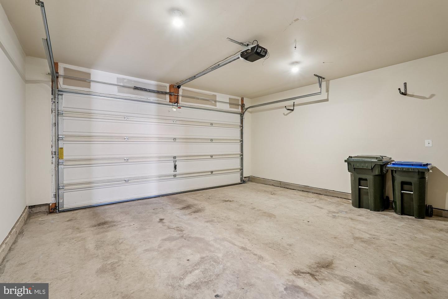 22982 FOX FIRE TER, BRAMBLETON, Virginia 20148, 3 Bedrooms Bedrooms, ,2 BathroomsBathrooms,Residential,For sale,22982 FOX FIRE TER,VALO2114402 MLS # VALO2114402