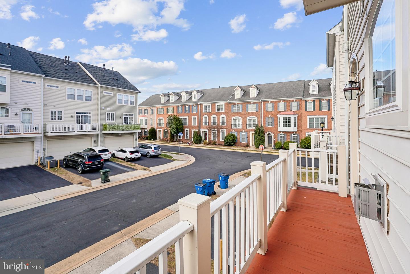 22982 FOX FIRE TER, BRAMBLETON, Virginia 20148, 3 Bedrooms Bedrooms, ,2 BathroomsBathrooms,Residential,For sale,22982 FOX FIRE TER,VALO2114402 MLS # VALO2114402