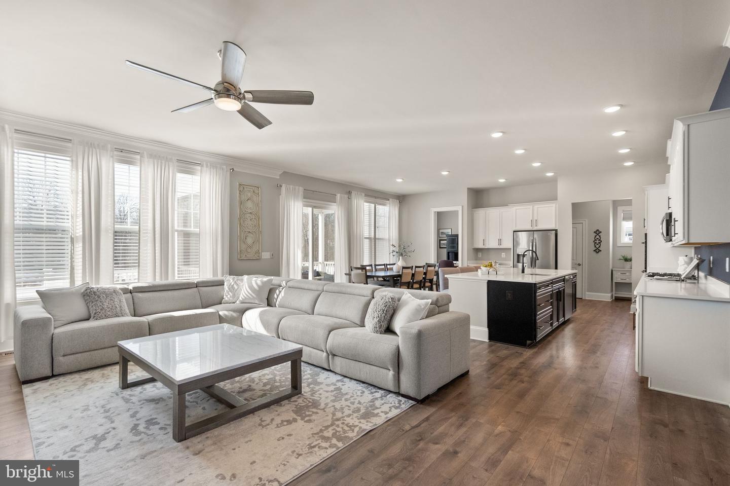 40779 YARROW GROVE PL, ALDIE, Virginia 20105, 5 Bedrooms Bedrooms, ,4 BathroomsBathrooms,Residential,For sale,40779 YARROW GROVE PL,VALO2114404 MLS # VALO2114404