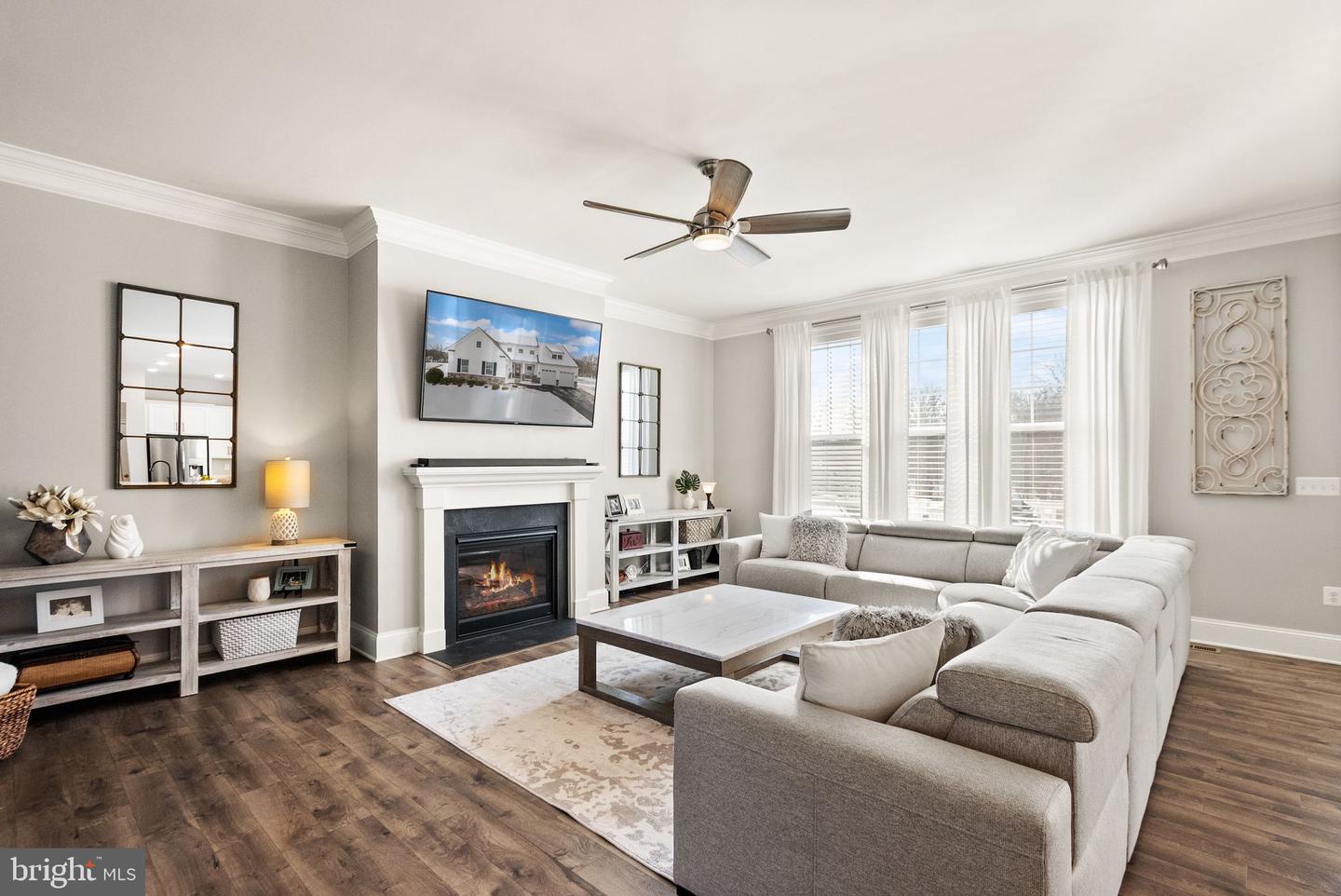 40779 YARROW GROVE PL, ALDIE, Virginia 20105, 5 Bedrooms Bedrooms, ,4 BathroomsBathrooms,Residential,For sale,40779 YARROW GROVE PL,VALO2114404 MLS # VALO2114404