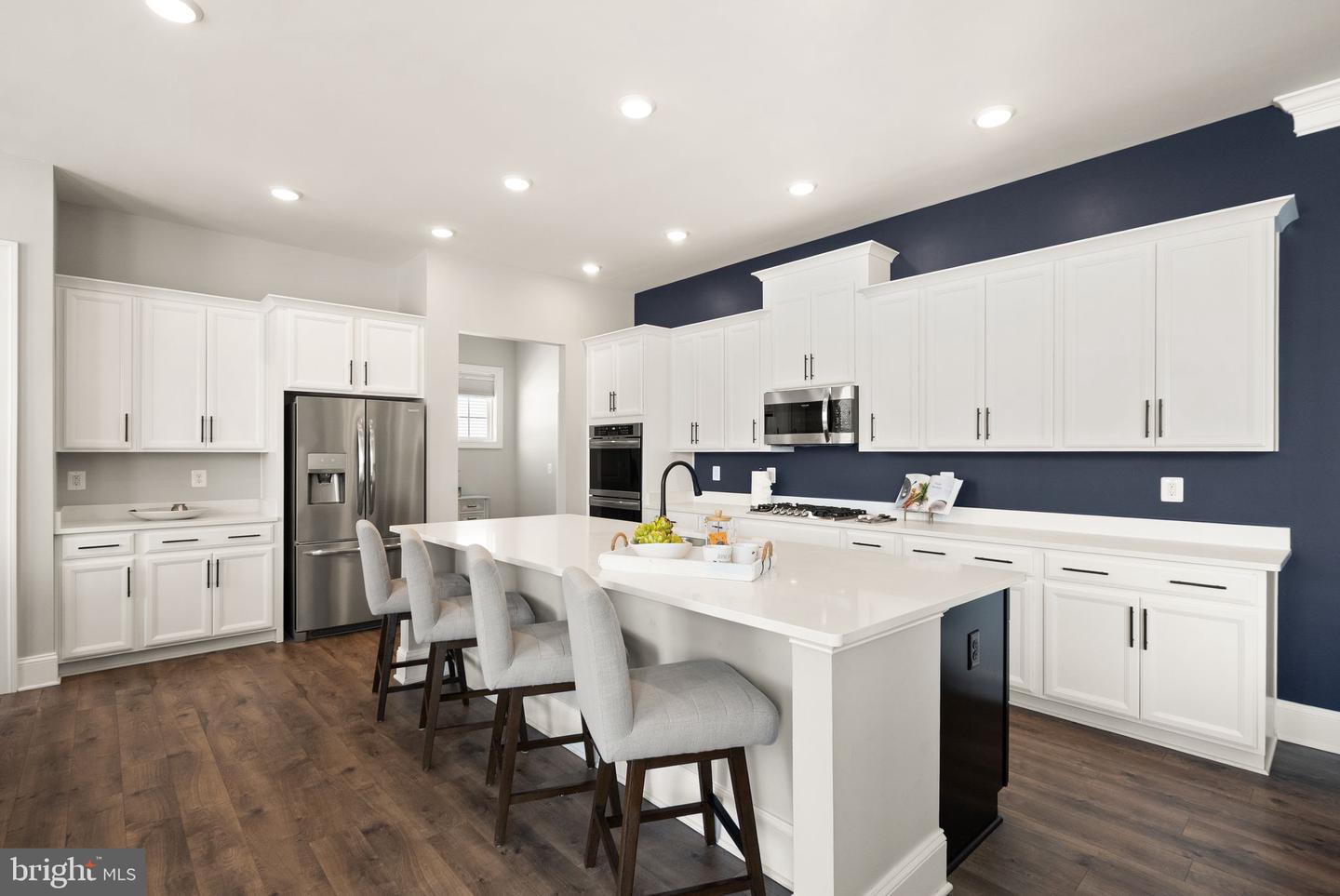 40779 YARROW GROVE PL, ALDIE, Virginia 20105, 5 Bedrooms Bedrooms, ,4 BathroomsBathrooms,Residential,For sale,40779 YARROW GROVE PL,VALO2114404 MLS # VALO2114404