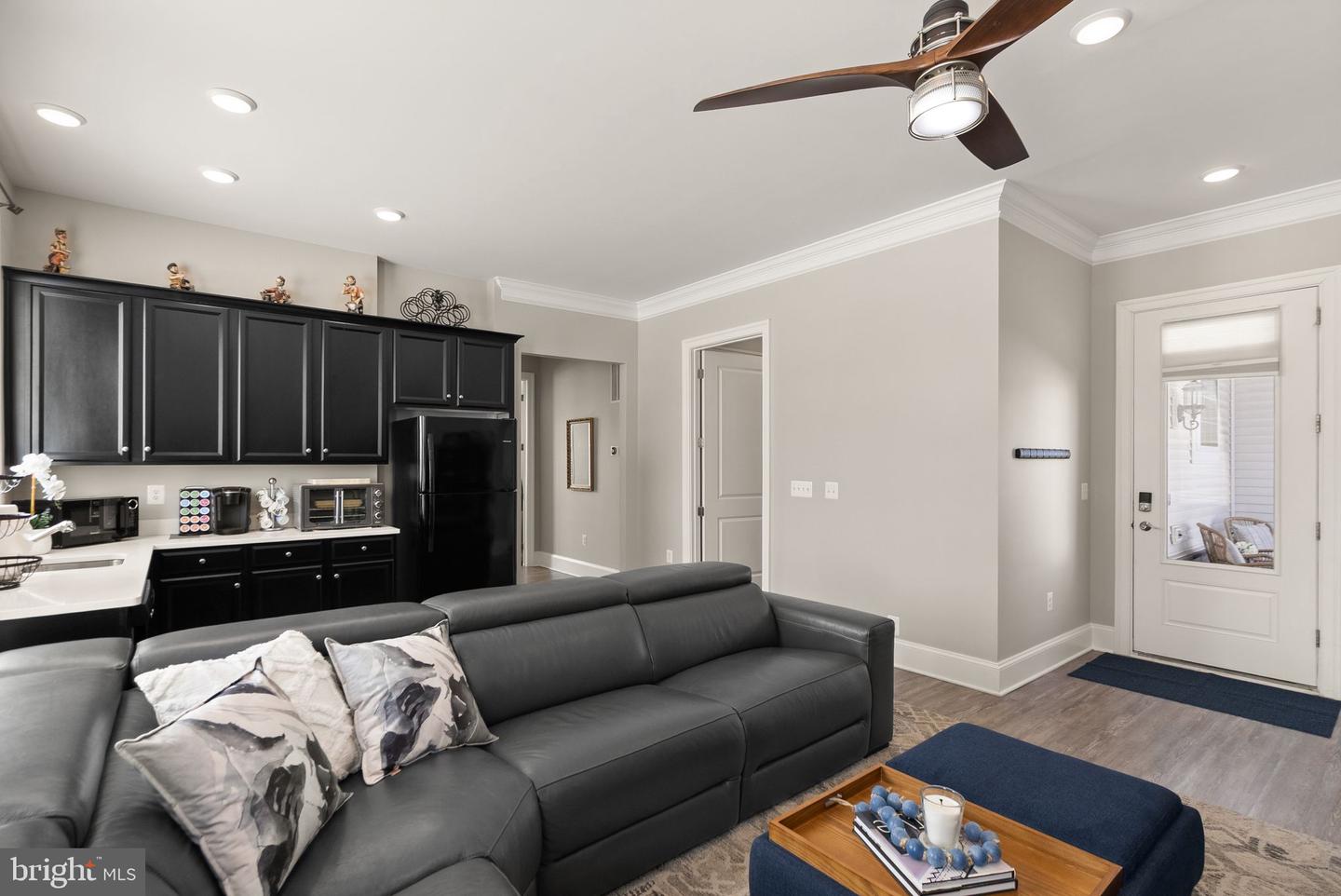 40779 YARROW GROVE PL, ALDIE, Virginia 20105, 5 Bedrooms Bedrooms, ,4 BathroomsBathrooms,Residential,For sale,40779 YARROW GROVE PL,VALO2114404 MLS # VALO2114404