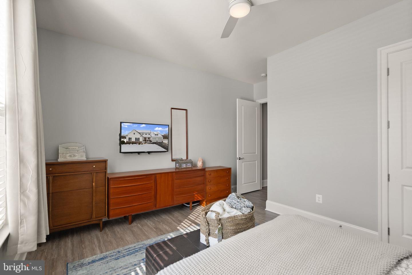 40779 YARROW GROVE PL, ALDIE, Virginia 20105, 5 Bedrooms Bedrooms, ,4 BathroomsBathrooms,Residential,For sale,40779 YARROW GROVE PL,VALO2114404 MLS # VALO2114404