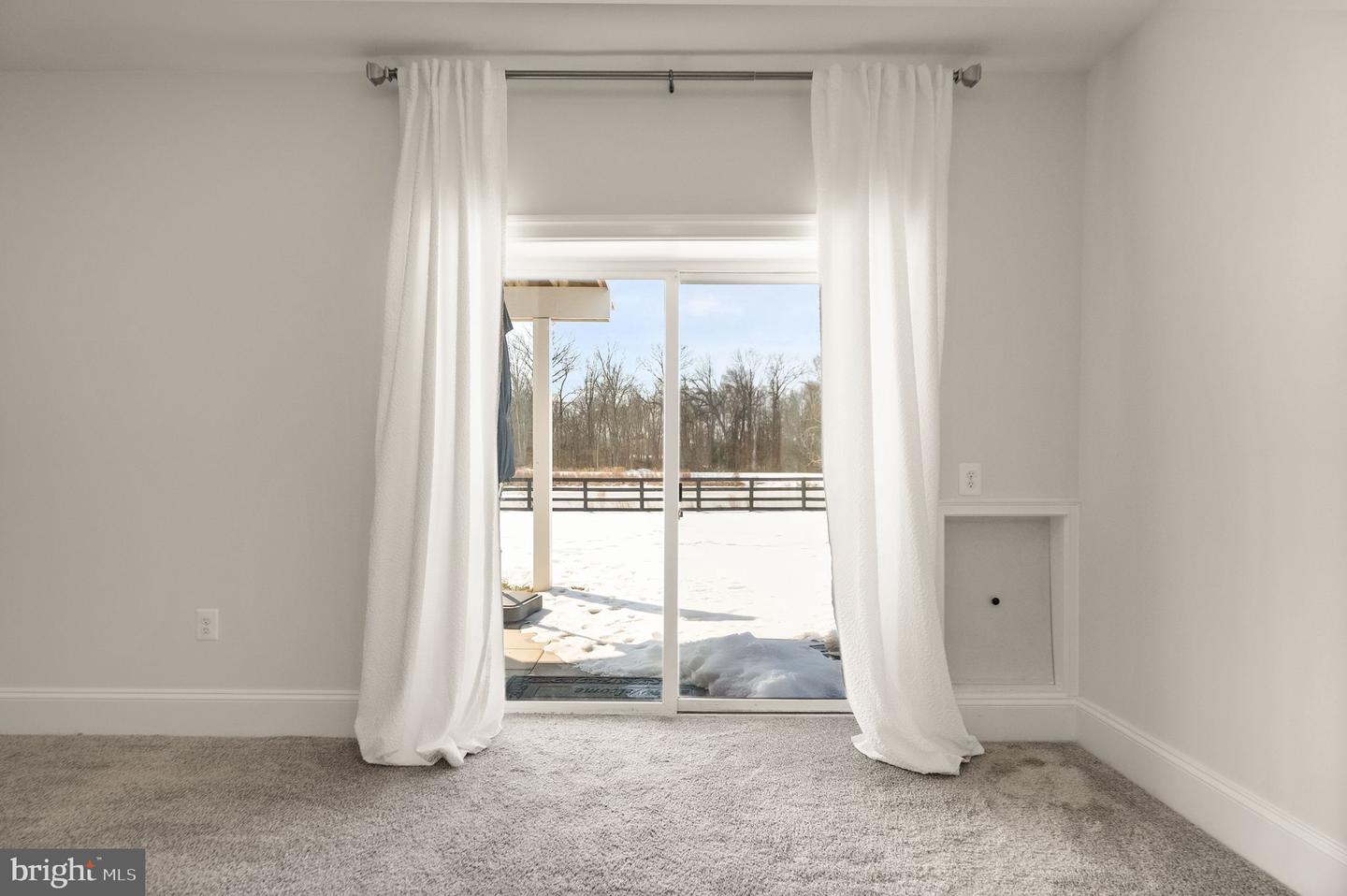 40779 YARROW GROVE PL, ALDIE, Virginia 20105, 5 Bedrooms Bedrooms, ,4 BathroomsBathrooms,Residential,For sale,40779 YARROW GROVE PL,VALO2114404 MLS # VALO2114404