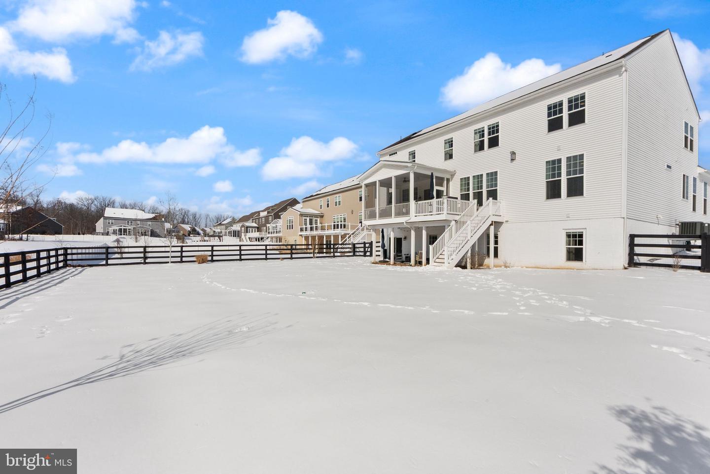 40779 YARROW GROVE PL, ALDIE, Virginia 20105, 5 Bedrooms Bedrooms, ,4 BathroomsBathrooms,Residential,For sale,40779 YARROW GROVE PL,VALO2114404 MLS # VALO2114404