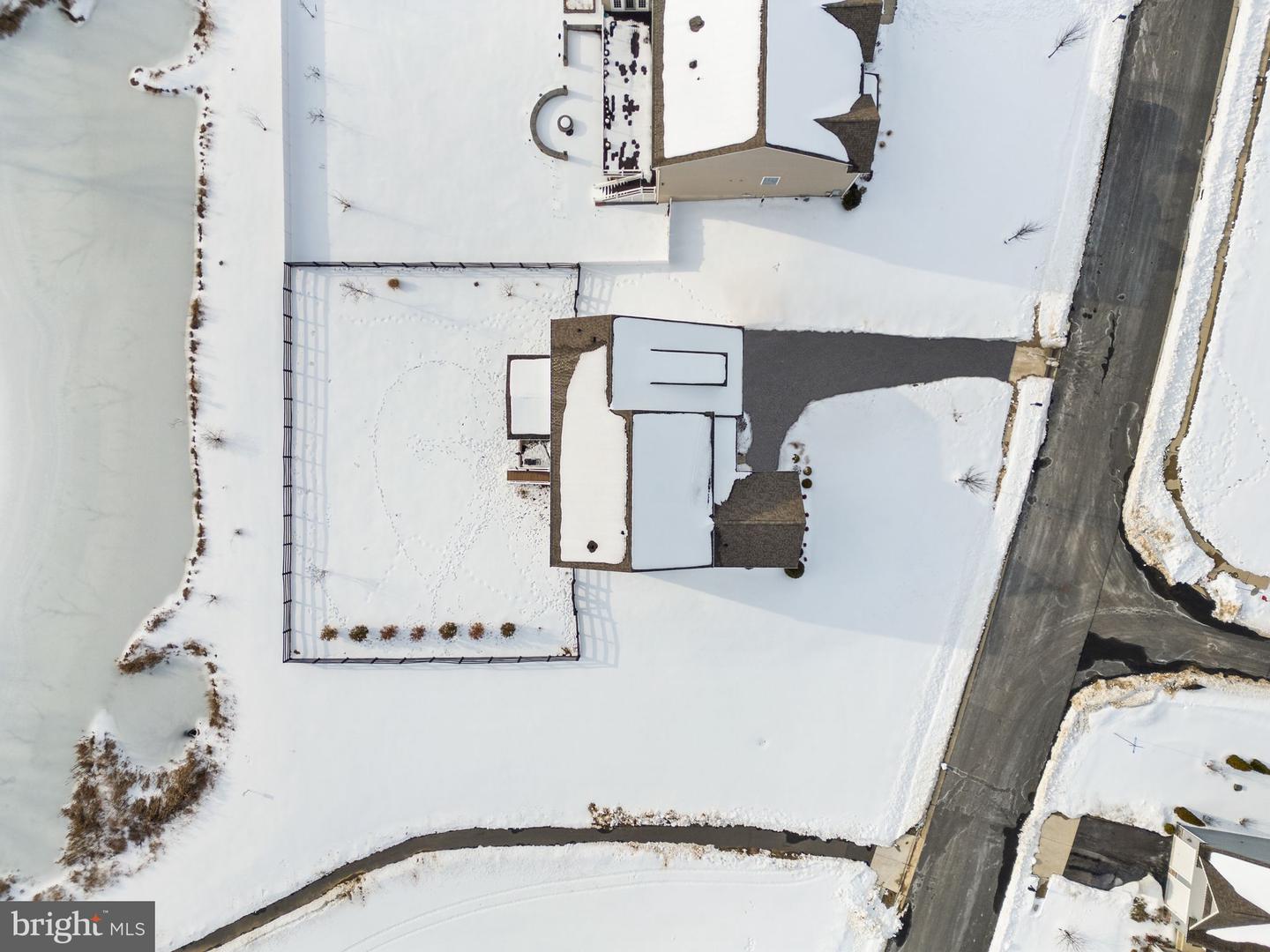 40779 YARROW GROVE PL, ALDIE, Virginia 20105, 5 Bedrooms Bedrooms, ,4 BathroomsBathrooms,Residential,For sale,40779 YARROW GROVE PL,VALO2114404 MLS # VALO2114404