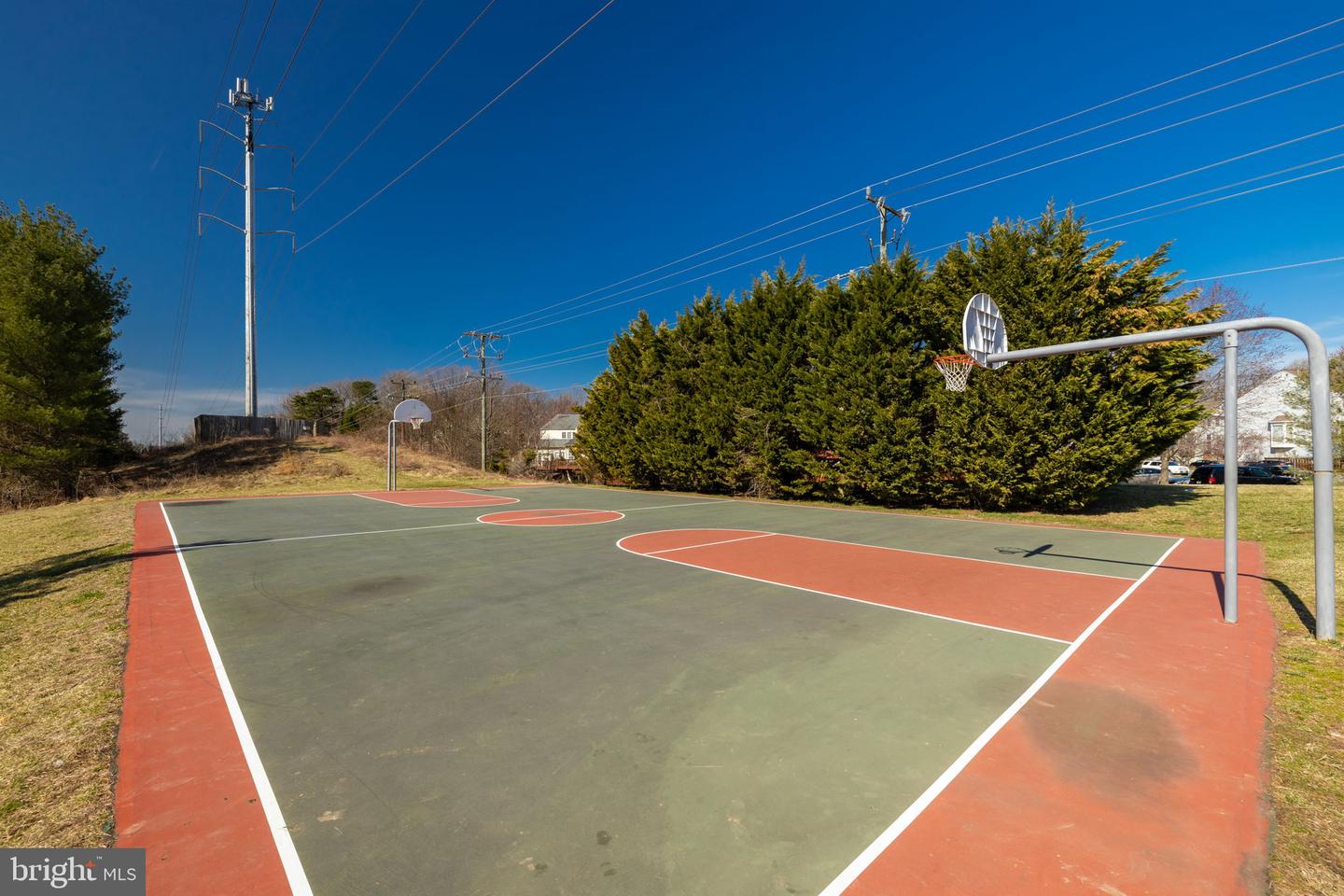 6635 CREEK POINT WAY, ALEXANDRIA, Virginia 22315, 3 Bedrooms Bedrooms, ,3 BathroomsBathrooms,Residential,For sale,6635 CREEK POINT WAY,VAFX2287026 MLS # VAFX2287026