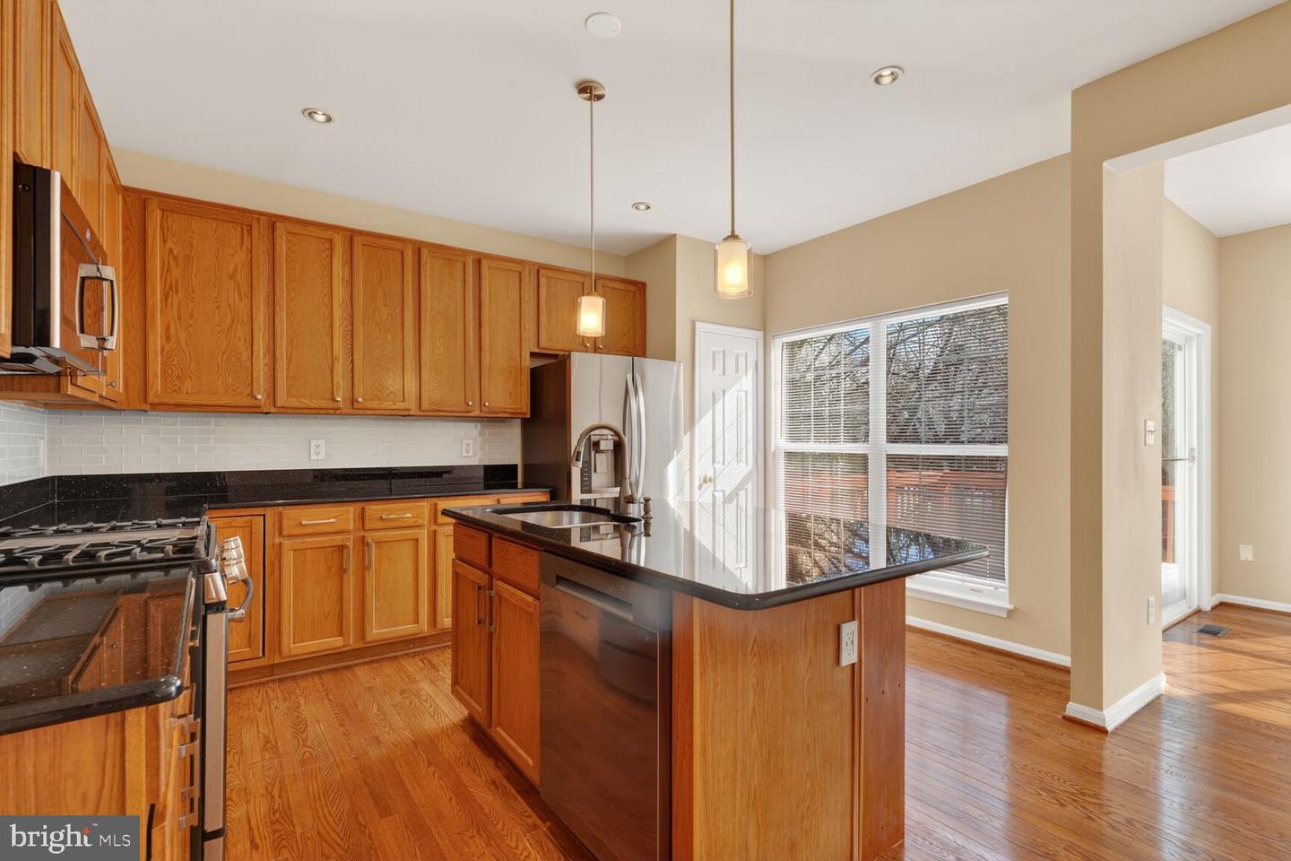 6635 CREEK POINT WAY, ALEXANDRIA, Virginia 22315, 3 Bedrooms Bedrooms, ,3 BathroomsBathrooms,Residential,For sale,6635 CREEK POINT WAY,VAFX2287026 MLS # VAFX2287026