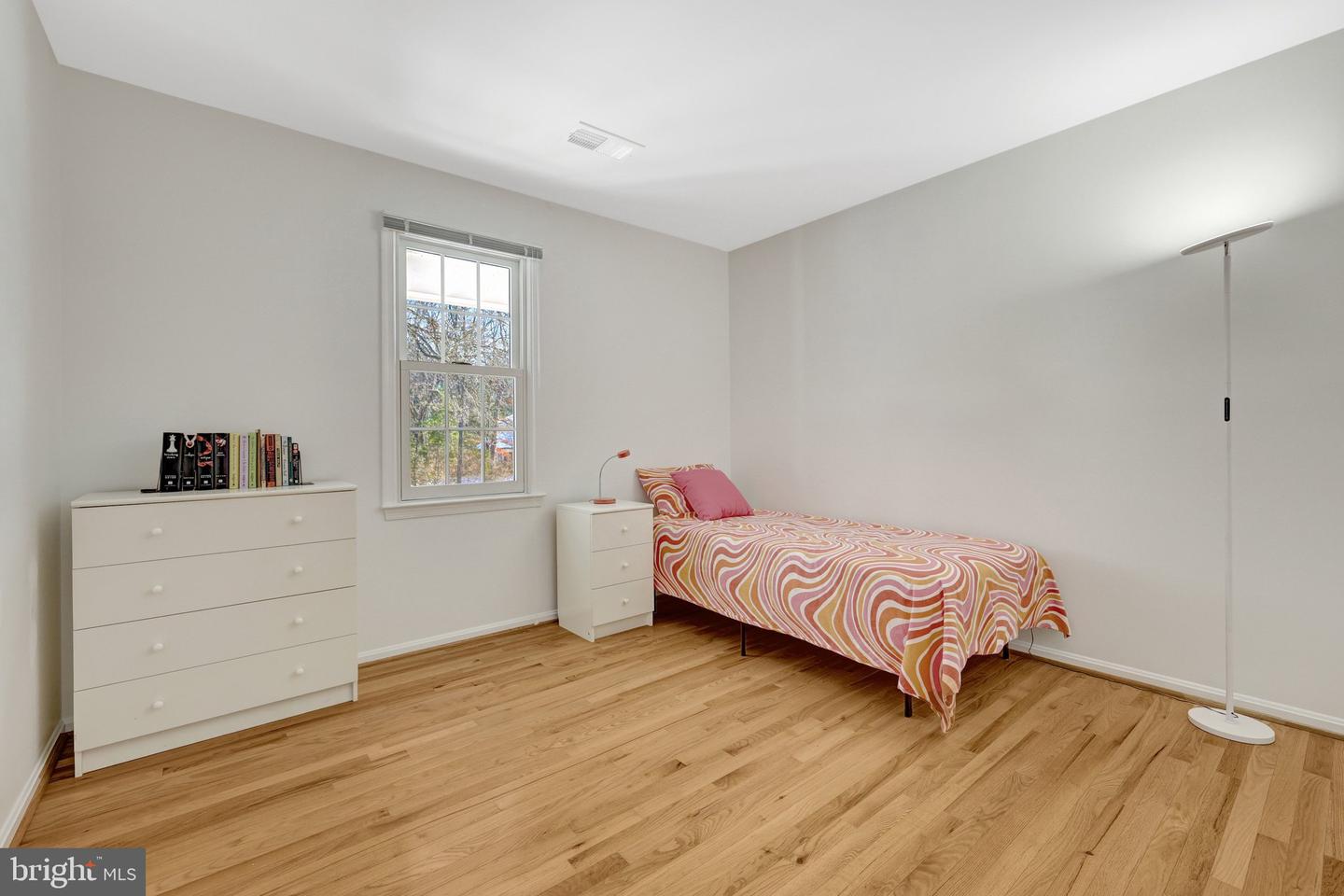 12111 HOLLY KNOLL CIR, GREAT FALLS, Virginia 22066, 4 Bedrooms Bedrooms, ,3 BathroomsBathrooms,Residential,For sale,12111 HOLLY KNOLL CIR,VAFX2287090 MLS # VAFX2287090