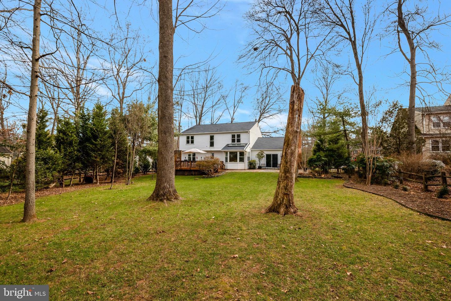 12111 HOLLY KNOLL CIR, GREAT FALLS, Virginia 22066, 4 Bedrooms Bedrooms, ,3 BathroomsBathrooms,Residential,For sale,12111 HOLLY KNOLL CIR,VAFX2287090 MLS # VAFX2287090