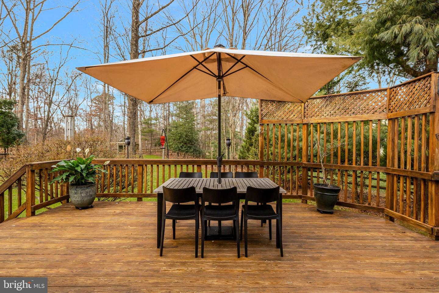 12111 HOLLY KNOLL CIR, GREAT FALLS, Virginia 22066, 4 Bedrooms Bedrooms, ,3 BathroomsBathrooms,Residential,For sale,12111 HOLLY KNOLL CIR,VAFX2287090 MLS # VAFX2287090