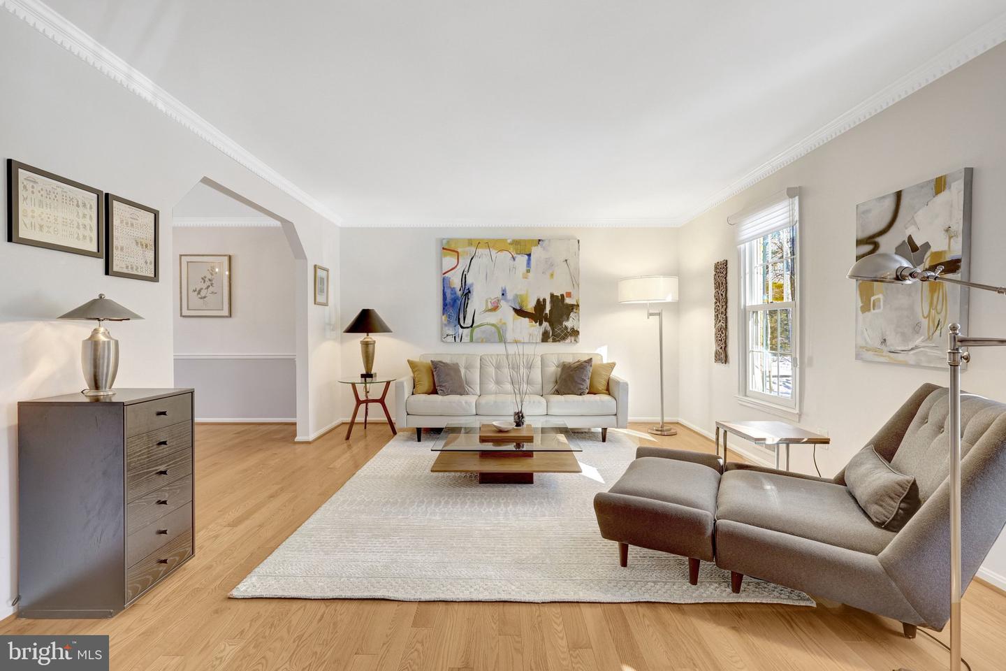 12111 HOLLY KNOLL CIR, GREAT FALLS, Virginia 22066, 4 Bedrooms Bedrooms, ,3 BathroomsBathrooms,Residential,For sale,12111 HOLLY KNOLL CIR,VAFX2287090 MLS # VAFX2287090