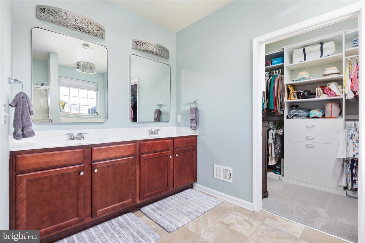 87 ALBATROSS CT, FRONT ROYAL, Virginia 22630, 4 Bedrooms Bedrooms, ,4 BathroomsBathrooms,Residential,For sale,87 ALBATROSS CT,VAWR2013210 MLS # VAWR2013210