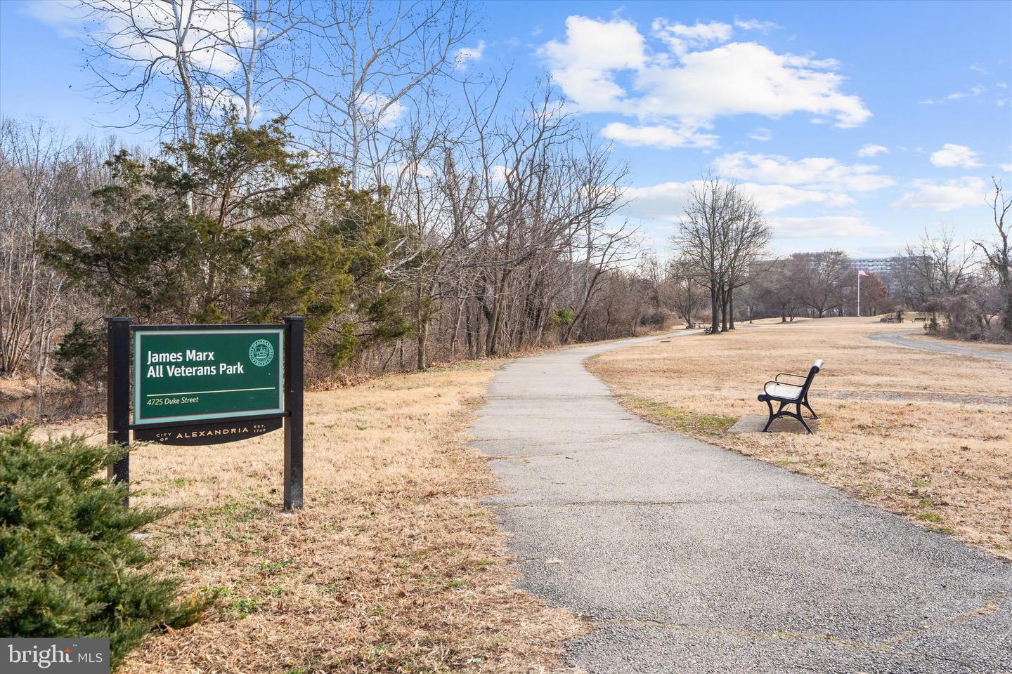 200 N PICKETT ST #1013, ALEXANDRIA, Virginia 22304, 2 Bedrooms Bedrooms, ,2 BathroomsBathrooms,Residential,For sale,200 N PICKETT ST #1013,VAAX2053446 MLS # VAAX2053446