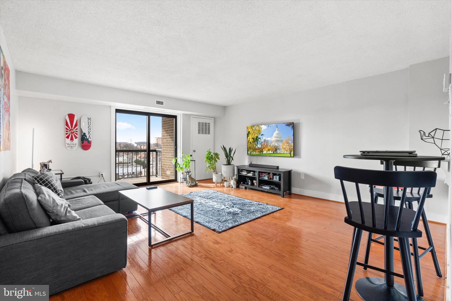 200 N PICKETT ST #1013, ALEXANDRIA, Virginia 22304, 2 Bedrooms Bedrooms, ,2 BathroomsBathrooms,Residential,For sale,200 N PICKETT ST #1013,VAAX2053446 MLS # VAAX2053446