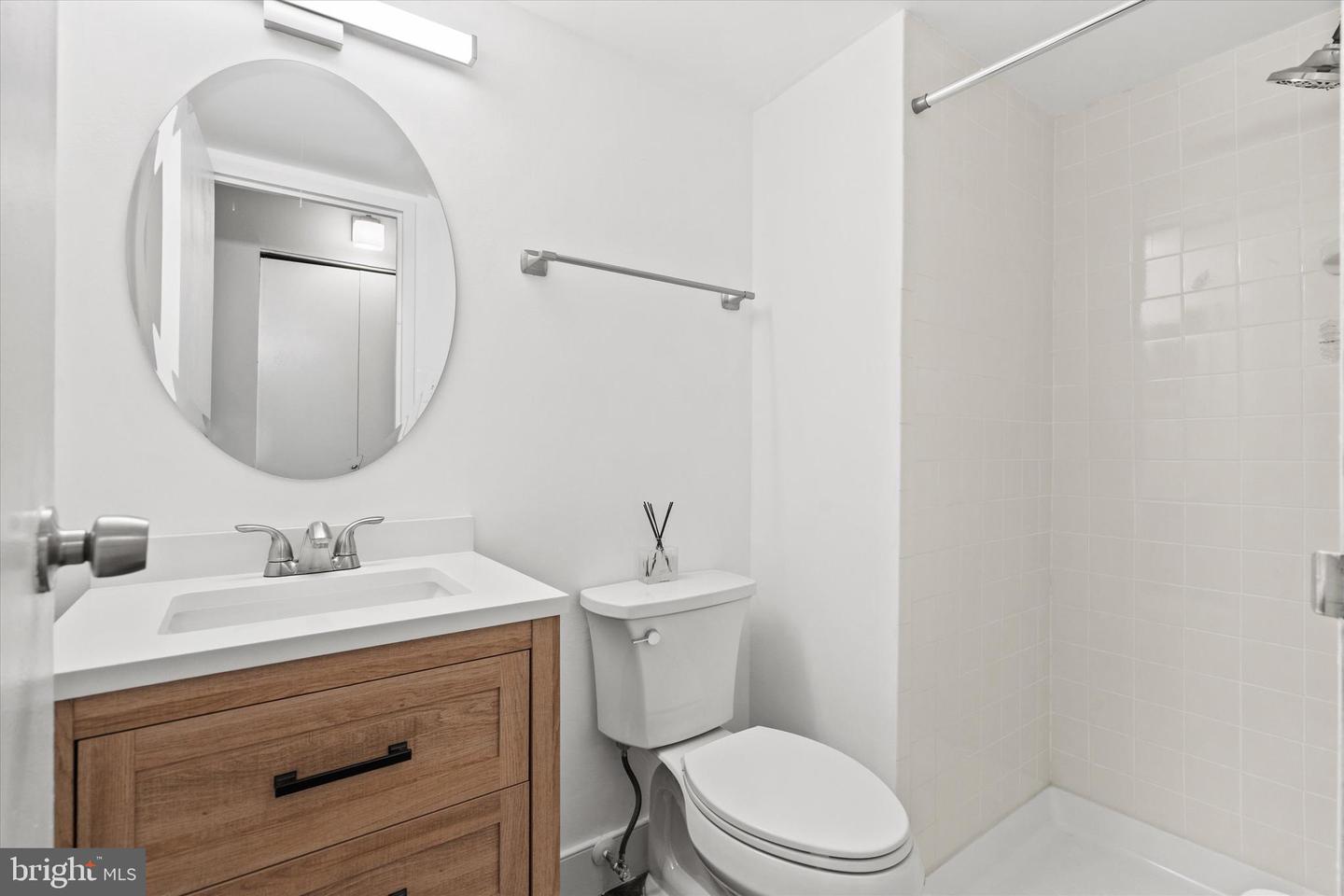 200 N PICKETT ST #1013, ALEXANDRIA, Virginia 22304, 2 Bedrooms Bedrooms, ,2 BathroomsBathrooms,Residential,For sale,200 N PICKETT ST #1013,VAAX2053446 MLS # VAAX2053446