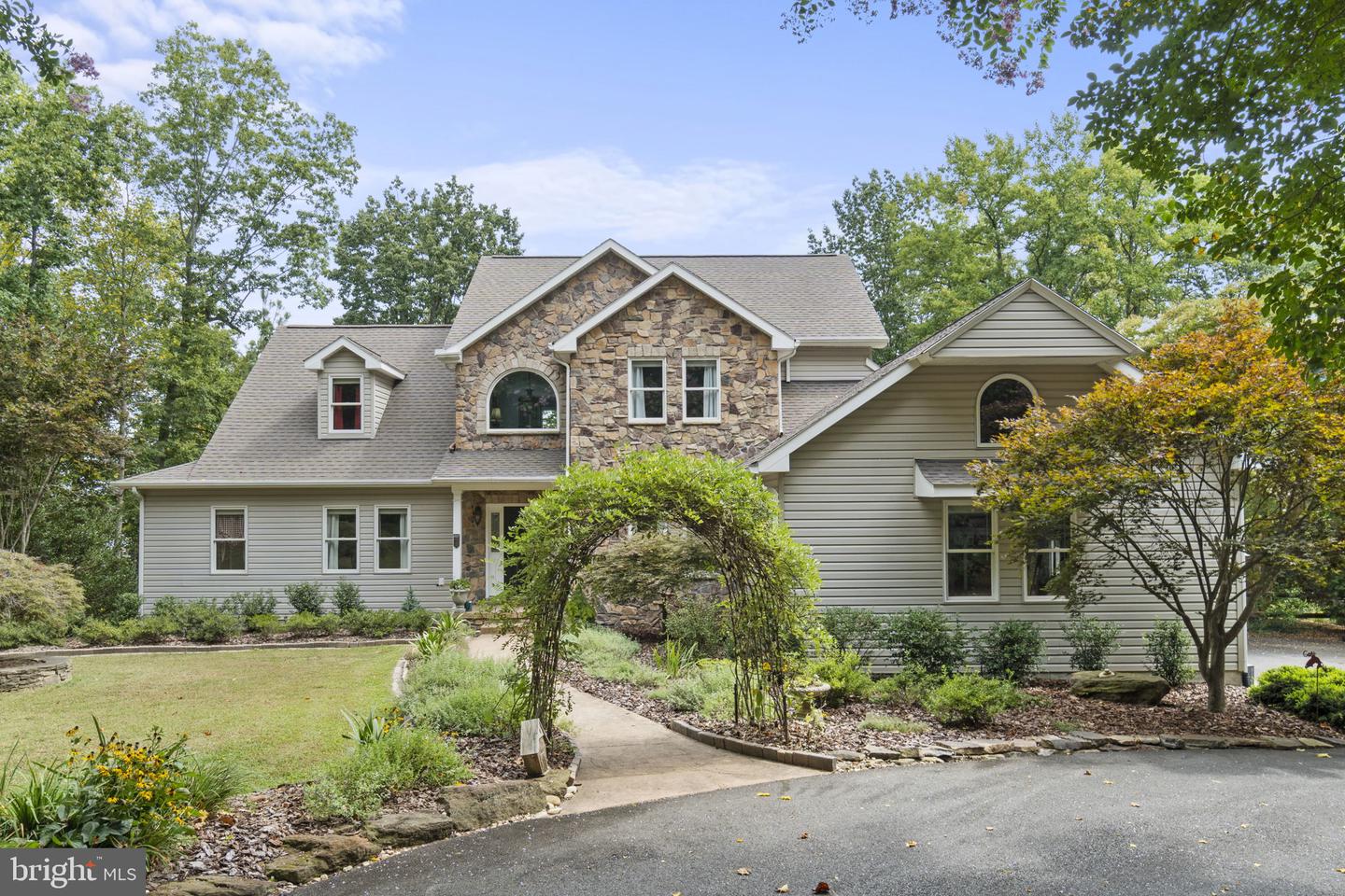 30 IRONWOOD, MONTROSS, Virginia 22520, 4 Bedrooms Bedrooms, ,2 BathroomsBathrooms,Residential,For sale,30 IRONWOOD,VAWE2010402 MLS # VAWE2010402