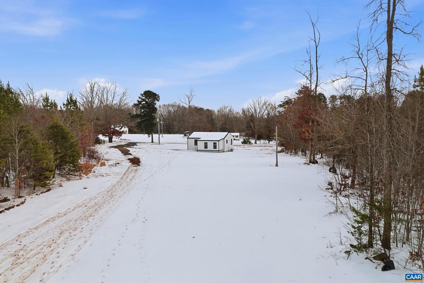 7625 VENABLE RD, KENTS STORE, Virginia 23084, 2 Bedrooms Bedrooms, ,2 BathroomsBathrooms,Residential,For sale,7625 VENABLE RD,672755 MLS # 672755