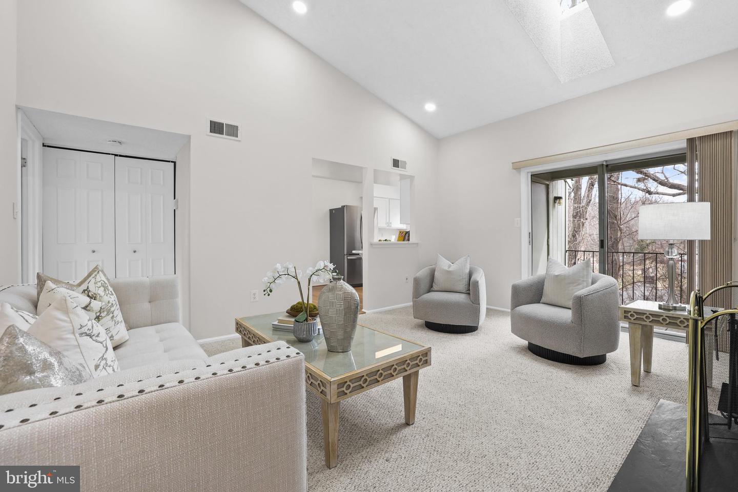 7748 NEW PROVIDENCE DR #85, FALLS CHURCH, Virginia 22042, 1 Bedroom Bedrooms, ,1 BathroomBathrooms,Residential,For sale,7748 NEW PROVIDENCE DR #85,VAFX2287048 MLS # VAFX2287048