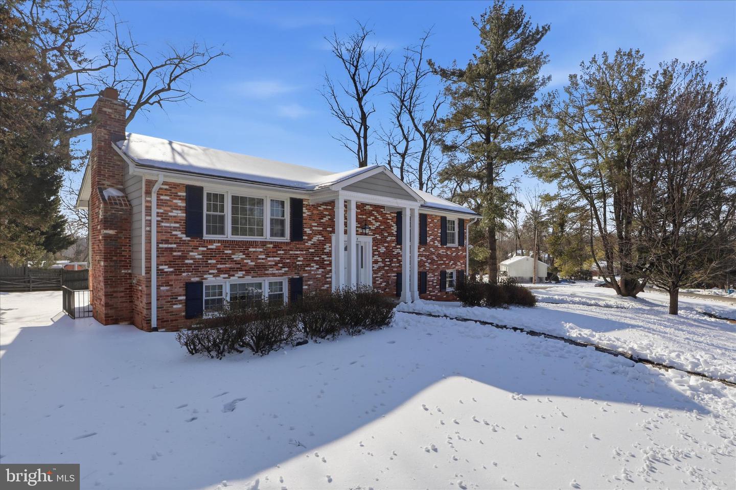 3519 WOODBURN RD, ANNANDALE, Virginia 22003, 4 Bedrooms Bedrooms, 7 Rooms Rooms,3 BathroomsBathrooms,Residential,For sale,3519 WOODBURN RD,VAFX2287108 MLS # VAFX2287108 3519 WOODBURN RD, ANNANDALE, Virginia 22003, 4 Bedrooms Bedrooms, 7 Rooms Rooms,3 BathroomsBathrooms,Residential,For sale,3519 WOODBURN RD,VAFX2287108 MLS # VAFX2287108