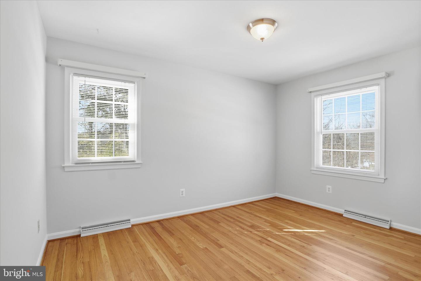 3519 WOODBURN RD, ANNANDALE, Virginia 22003, 4 Bedrooms Bedrooms, 7 Rooms Rooms,3 BathroomsBathrooms,Residential,For sale,3519 WOODBURN RD,VAFX2287108 MLS # VAFX2287108 3519 WOODBURN RD, ANNANDALE, Virginia 22003, 4 Bedrooms Bedrooms, 7 Rooms Rooms,3 BathroomsBathrooms,Residential,For sale,3519 WOODBURN RD,VAFX2287108 MLS # VAFX2287108