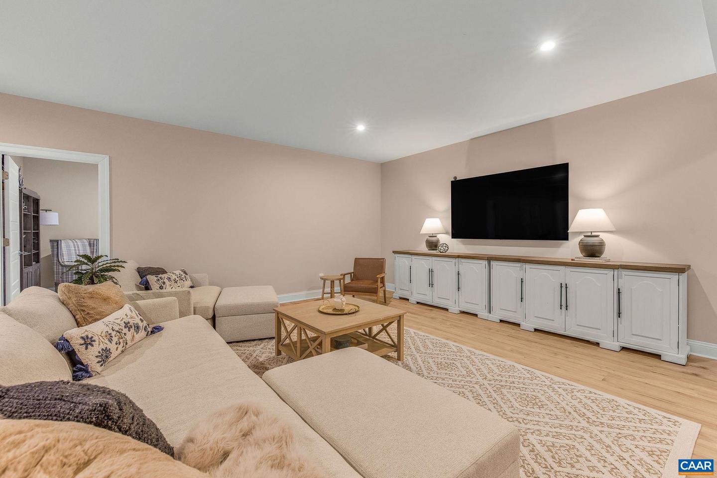 2744 LOCKERBIE LN, KESWICK, Virginia 22947, 5 Bedrooms Bedrooms, ,3 BathroomsBathrooms,Residential,For sale,2744 LOCKERBIE LN,672733 MLS # 672733