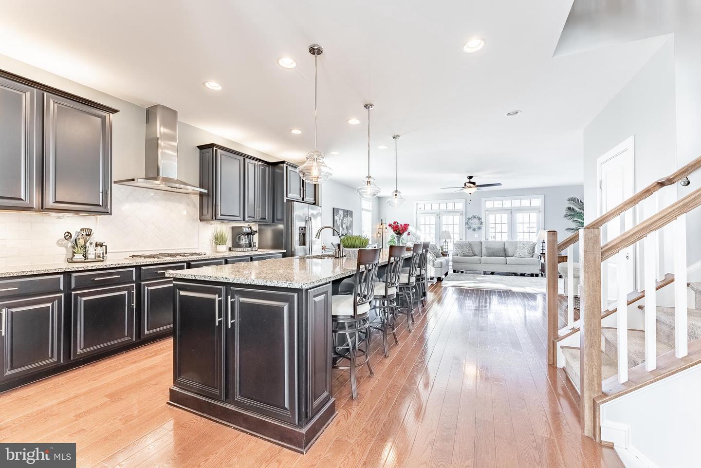 7921 CULLODEN CREST LN, GAINESVILLE, Virginia 20155, 3 Bedrooms Bedrooms, ,3 BathroomsBathrooms,Residential,For sale,7921 CULLODEN CREST LN,VAPW2111094 MLS # VAPW2111094