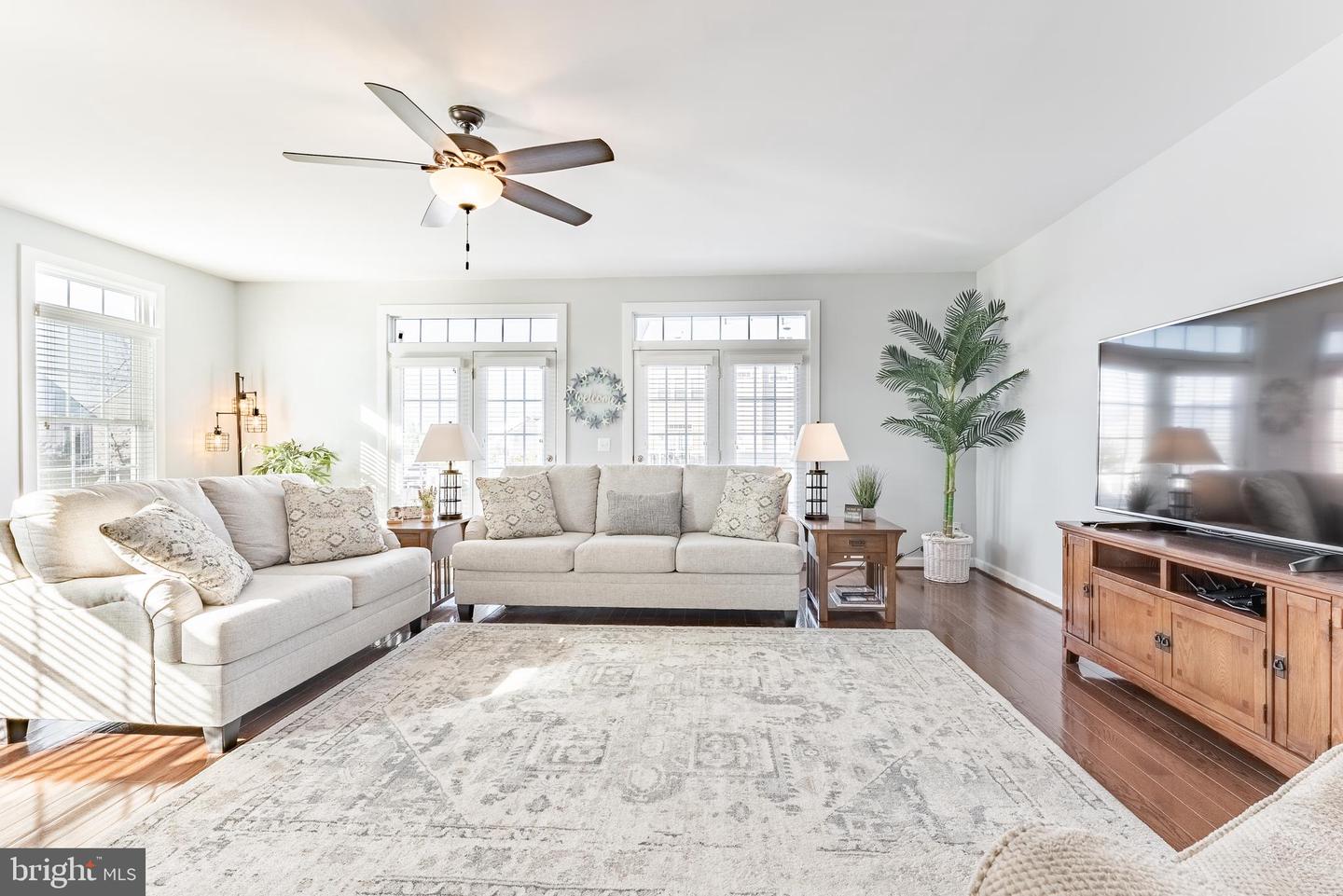 7921 CULLODEN CREST LN, GAINESVILLE, Virginia 20155, 3 Bedrooms Bedrooms, ,3 BathroomsBathrooms,Residential,For sale,7921 CULLODEN CREST LN,VAPW2111094 MLS # VAPW2111094