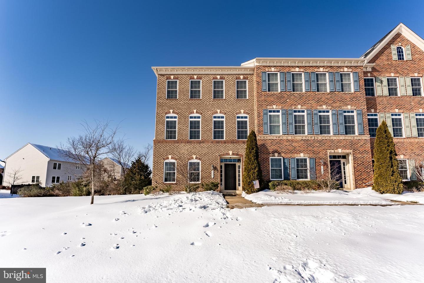 7921 CULLODEN CREST LN, GAINESVILLE, Virginia 20155, 3 Bedrooms Bedrooms, ,3 BathroomsBathrooms,Residential,For sale,7921 CULLODEN CREST LN,VAPW2111094 MLS # VAPW2111094