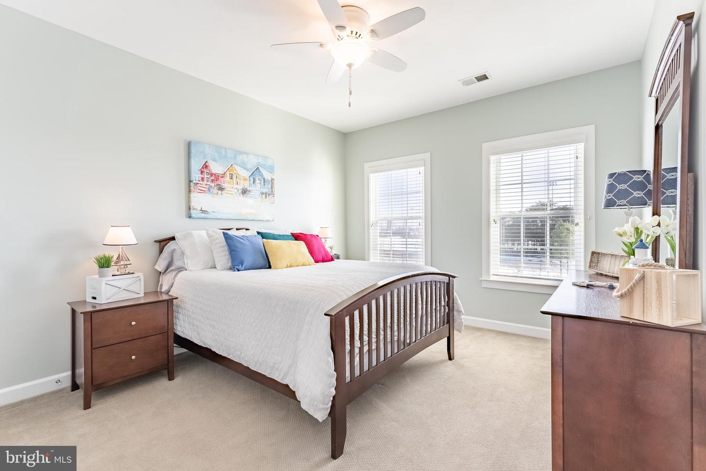 7921 CULLODEN CREST LN, GAINESVILLE, Virginia 20155, 3 Bedrooms Bedrooms, ,3 BathroomsBathrooms,Residential,For sale,7921 CULLODEN CREST LN,VAPW2111094 MLS # VAPW2111094