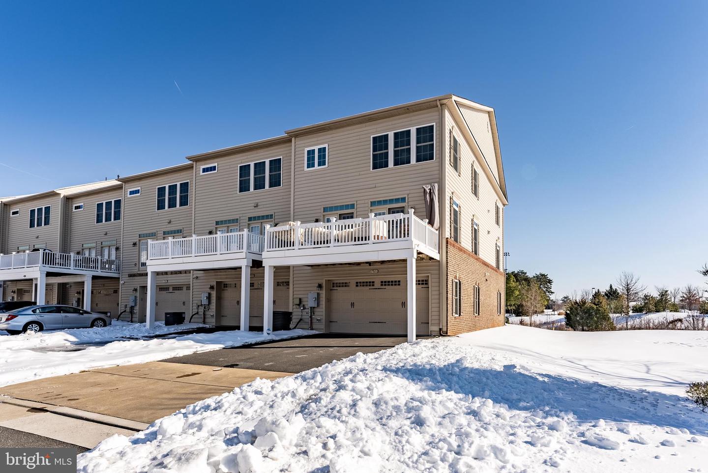 7921 CULLODEN CREST LN, GAINESVILLE, Virginia 20155, 3 Bedrooms Bedrooms, ,3 BathroomsBathrooms,Residential,For sale,7921 CULLODEN CREST LN,VAPW2111094 MLS # VAPW2111094