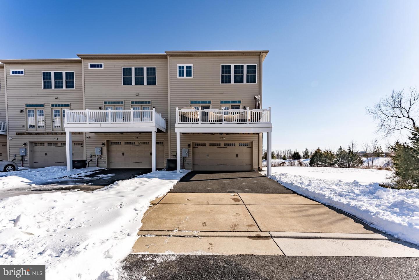 7921 CULLODEN CREST LN, GAINESVILLE, Virginia 20155, 3 Bedrooms Bedrooms, ,3 BathroomsBathrooms,Residential,For sale,7921 CULLODEN CREST LN,VAPW2111094 MLS # VAPW2111094