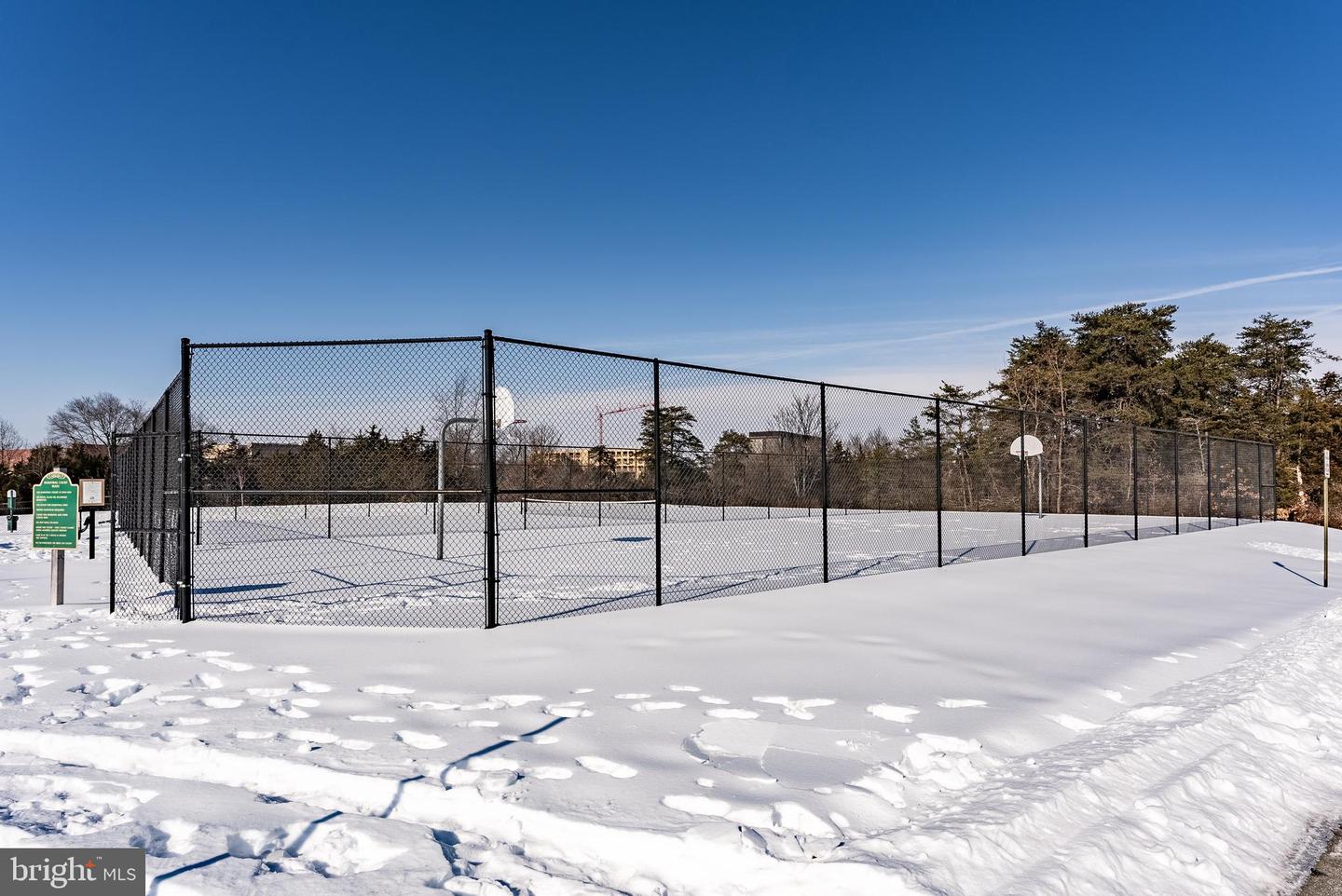 7921 CULLODEN CREST LN, GAINESVILLE, Virginia 20155, 3 Bedrooms Bedrooms, ,3 BathroomsBathrooms,Residential,For sale,7921 CULLODEN CREST LN,VAPW2111094 MLS # VAPW2111094