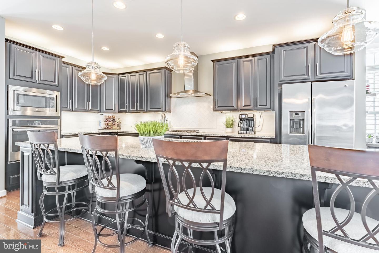 7921 CULLODEN CREST LN, GAINESVILLE, Virginia 20155, 3 Bedrooms Bedrooms, ,3 BathroomsBathrooms,Residential,For sale,7921 CULLODEN CREST LN,VAPW2111094 MLS # VAPW2111094