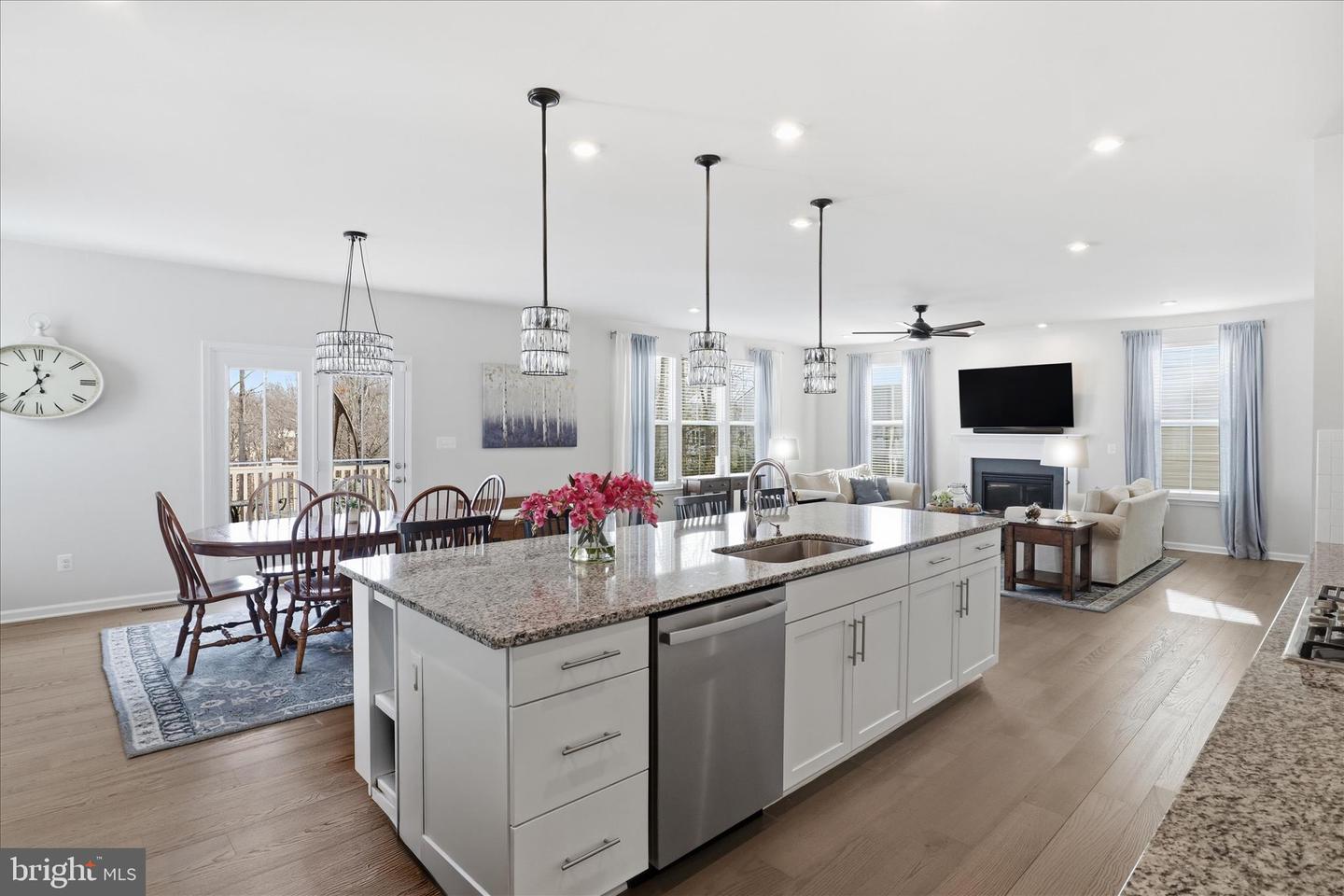 12433 SOUTHINGTON DR, WOODBRIDGE, Virginia 22192, 5 Bedrooms Bedrooms, ,4 BathroomsBathrooms,Residential,For sale,12433 SOUTHINGTON DR,VAPW2111016 MLS # VAPW2111016